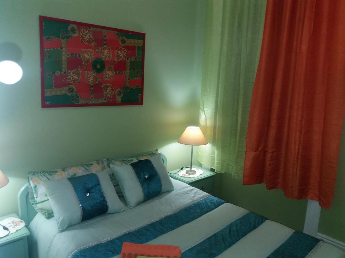 Casa Dragao Bed & Breakfast Порто Екстериор снимка