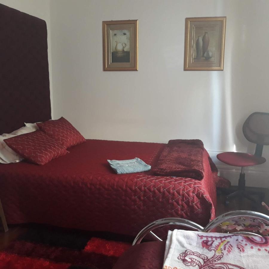 Casa Dragao Bed & Breakfast Порто Екстериор снимка