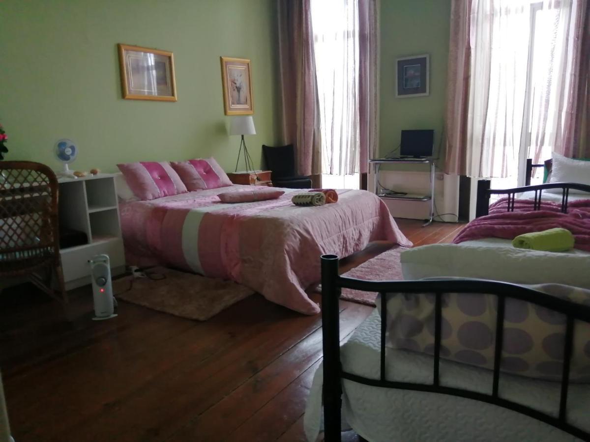 Casa Dragao Bed & Breakfast Порто Екстериор снимка