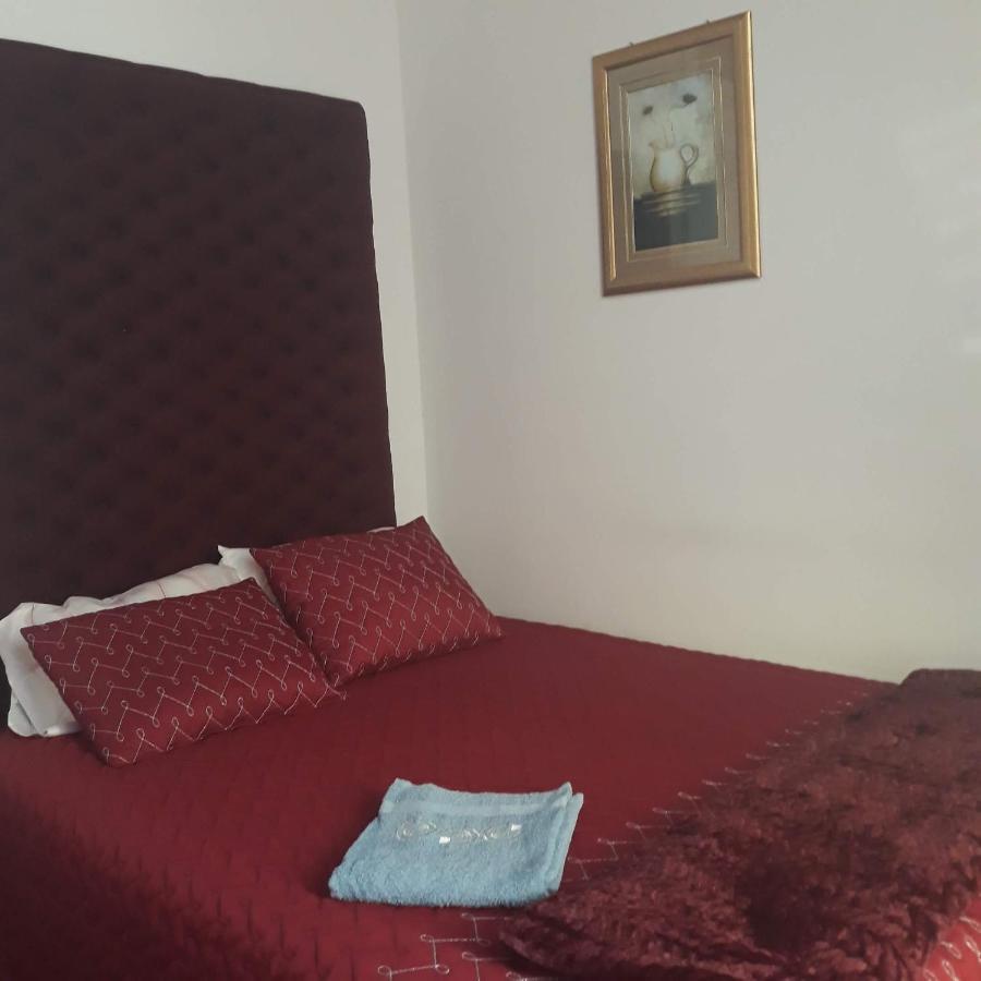 Casa Dragao Bed & Breakfast Порто Екстериор снимка